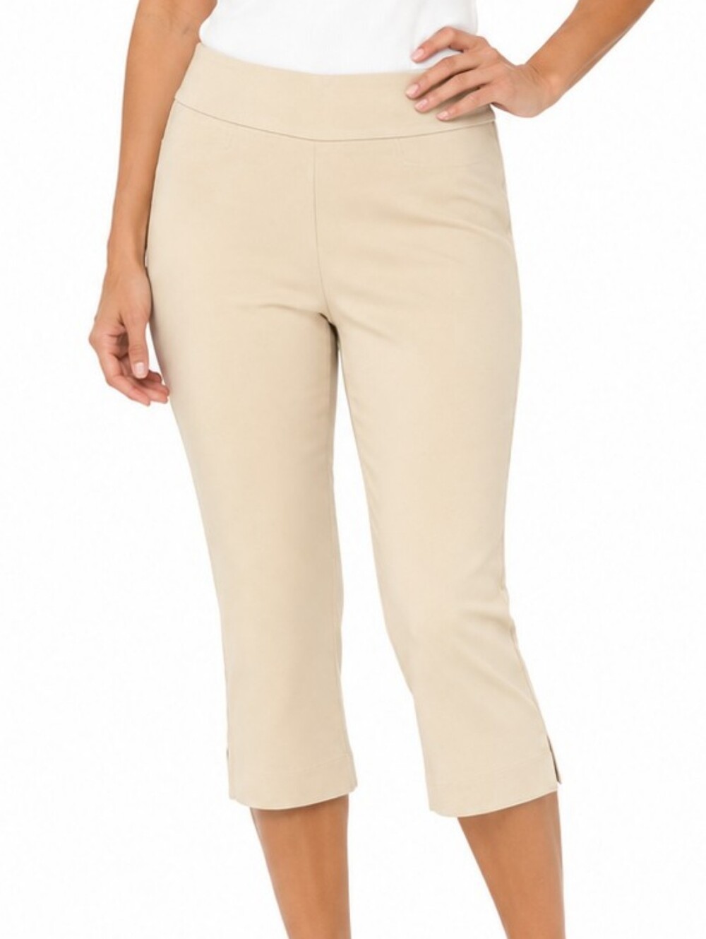 St. John's Bay Beige Capri Pants NWT